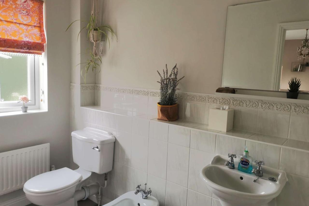 ウィンフォード Walton Crescent Bed & Breakfast エクステリア 写真